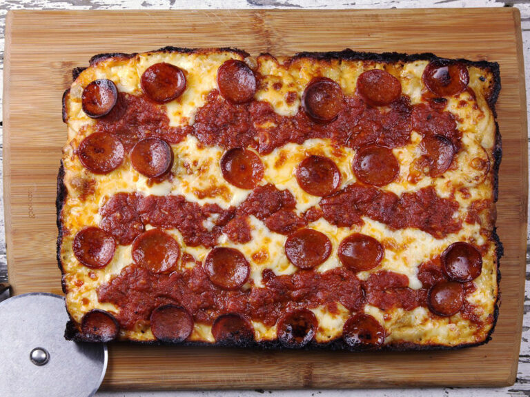 ジェッツのデトロイト風ピザのレシピ